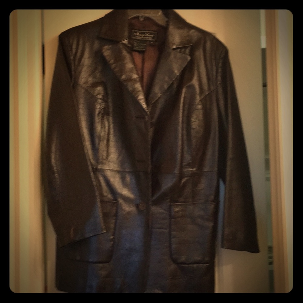 Terry Lewis M leather coat